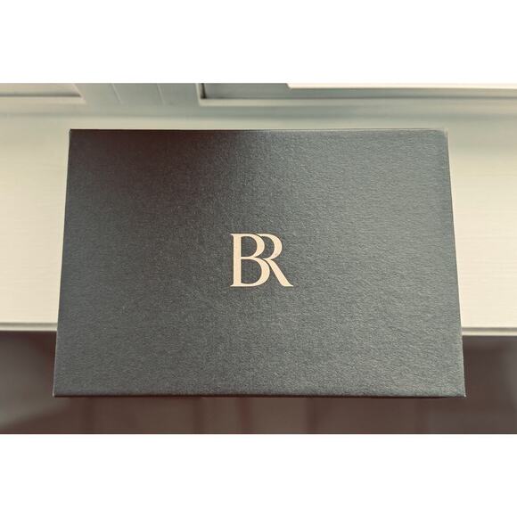 Banana‎ Republic box - Picture 1 of 6